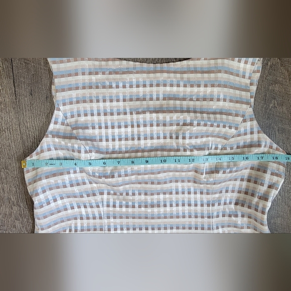 90s Vintg Sleeveless Blouse Women's 16 Tan Cream Blue Plaid Button up Back - Picture 8 of 10